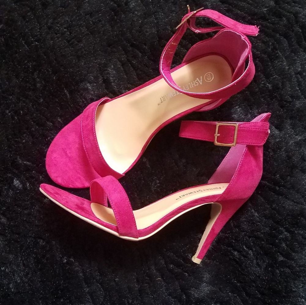 Shoe